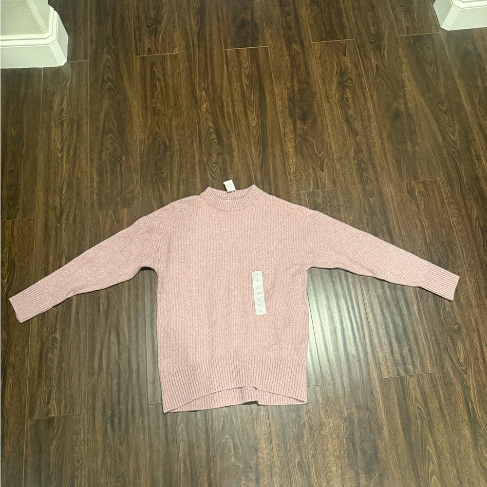 BRAND NEW SWEATER 💞